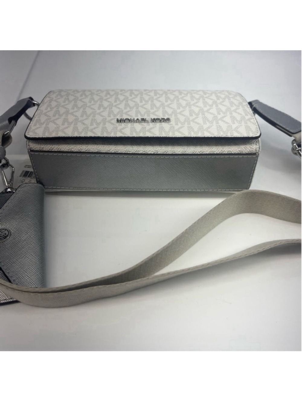 Michael Kors Vincent Crossbody MK Signature Logo + Card Case Silver/White - Picture 9 of 12